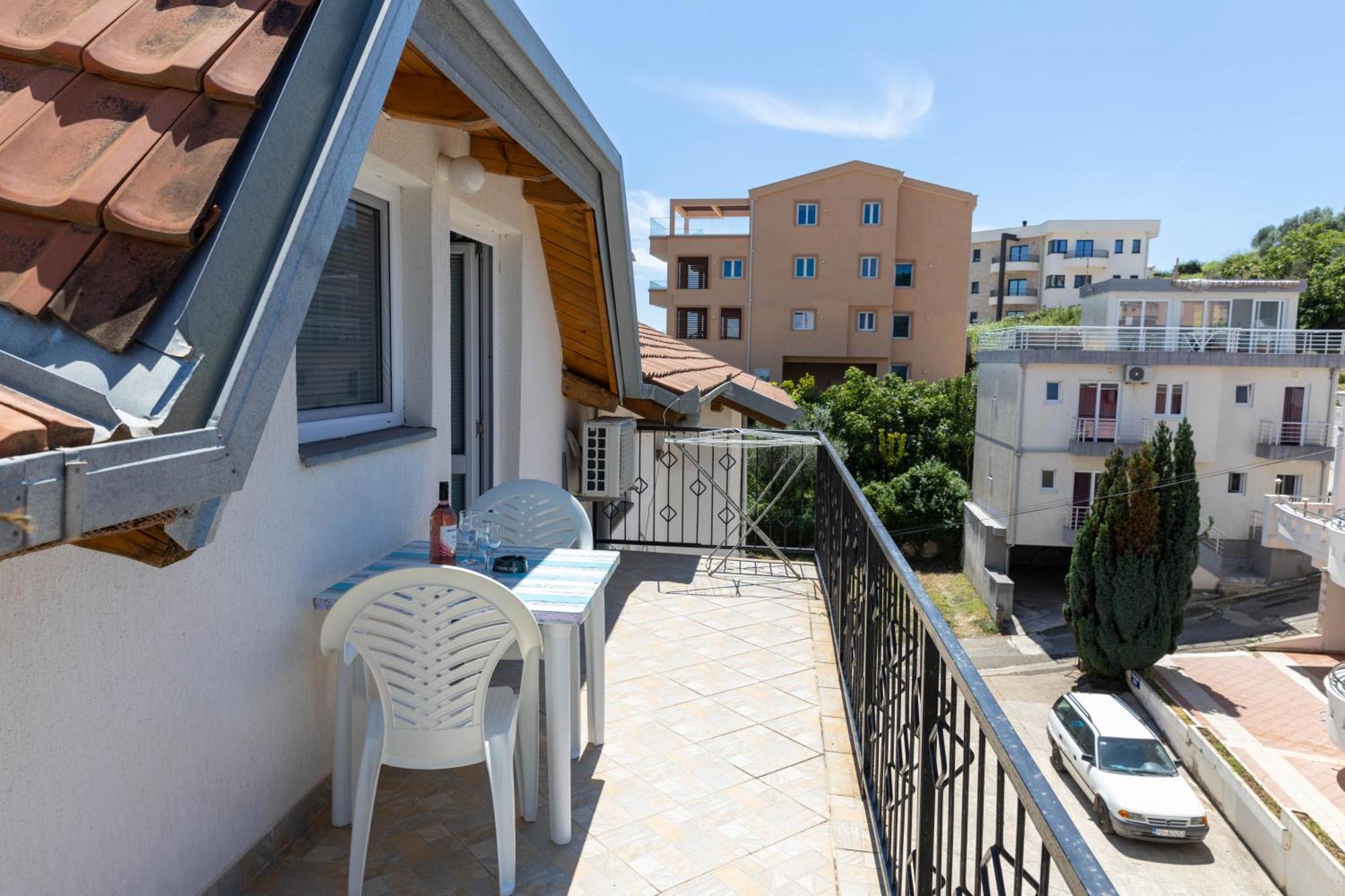 Guest House Aldin Ulcinj Exterior photo