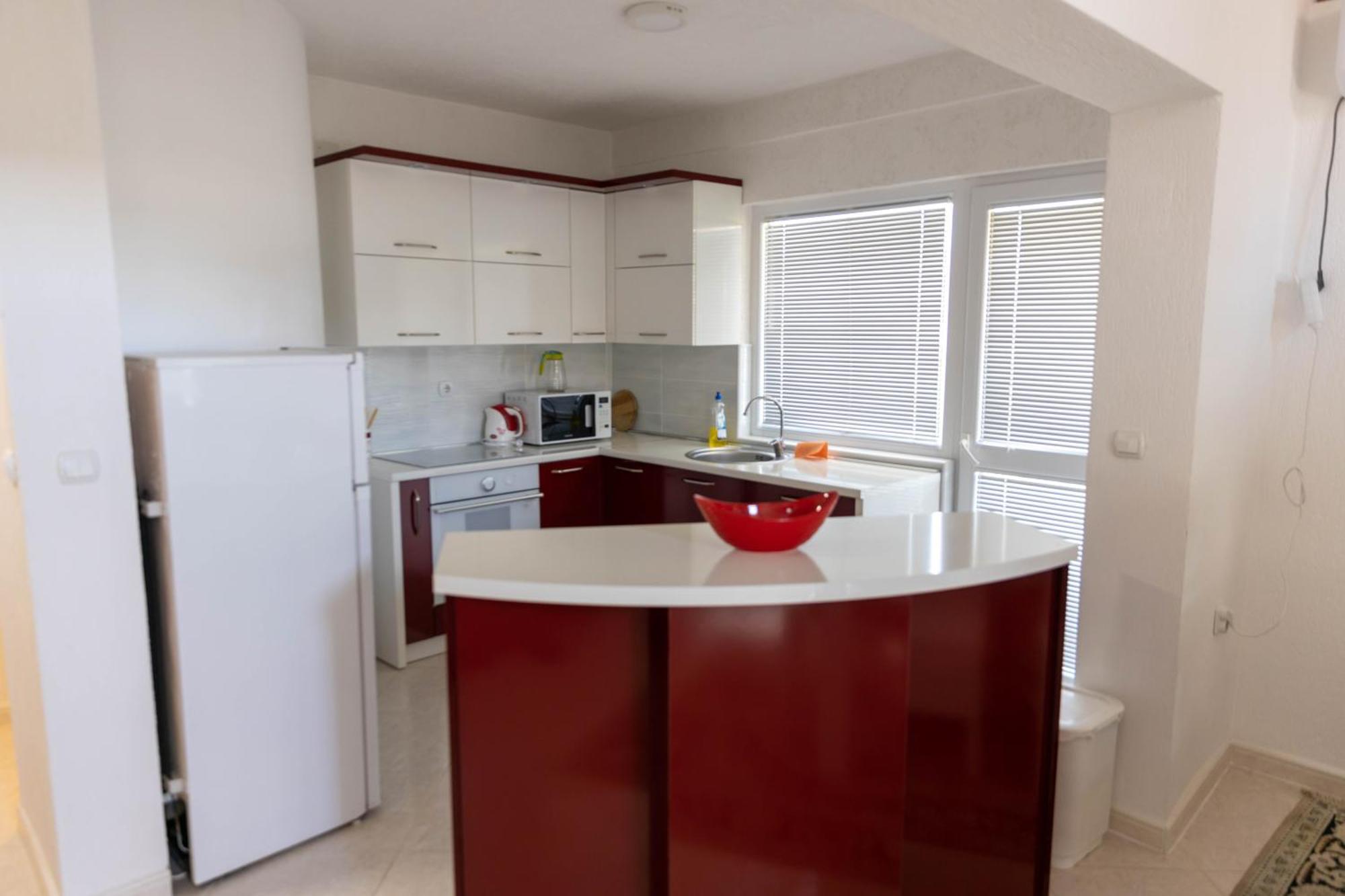 Guest House Aldin Ulcinj Exterior photo