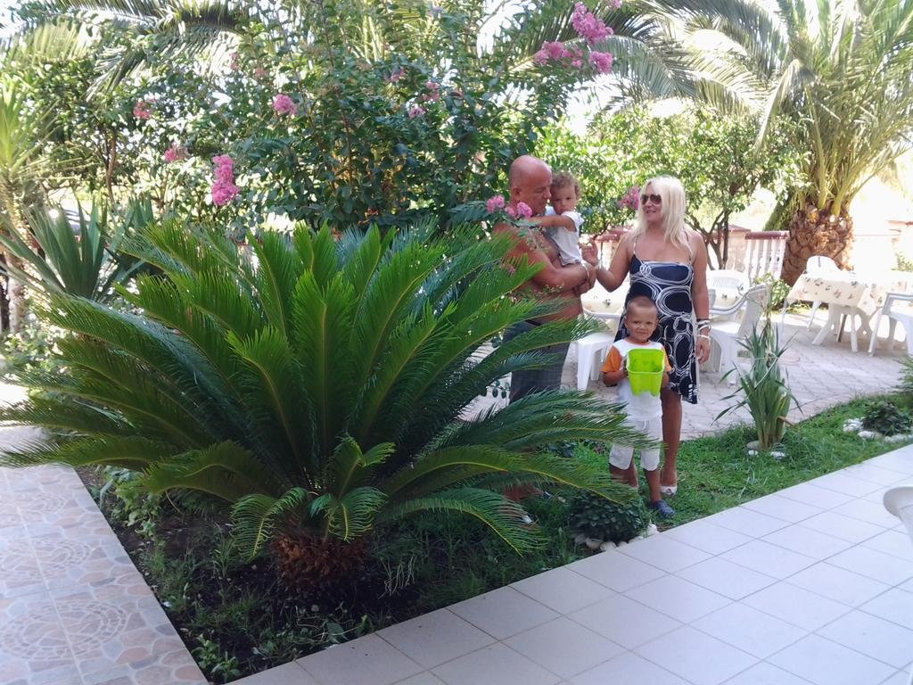 Guest House Aldin Ulcinj Exterior photo